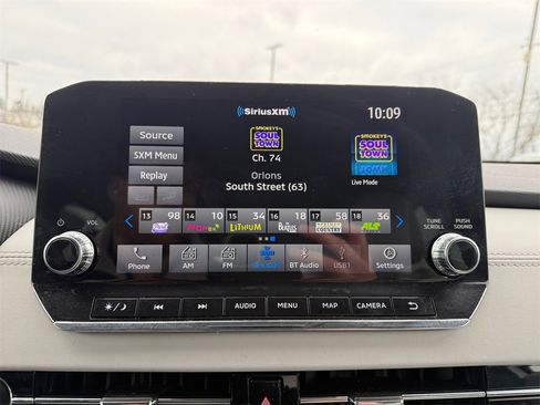 Used 2022 Mitsubishi Outlander SEL image 17