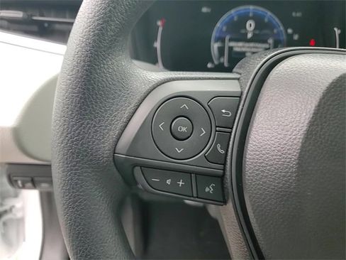 Used 2026 Toyota Corolla LE image 15