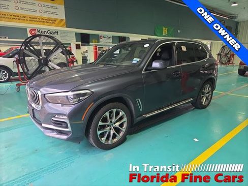 Used 2019 BMW X5 xDrive40i w/ Premium Package 2 AWD/4WD image 2