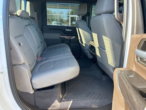 Used 2021 Chevrolet Silverado 2500 LTZ image 16