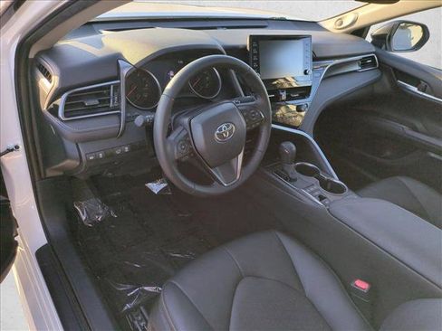 Used 2023 Toyota Camry XSE FWD image 10