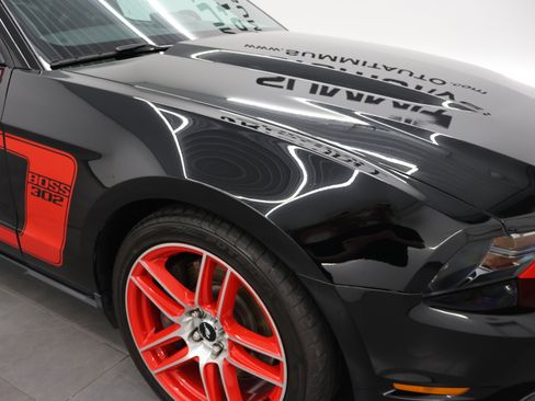 Used 2012 Ford Mustang Boss 302 RWD image 21
