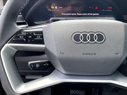Used 2025 Audi Q5 Premium w/ Convenience Package AWD/4WD image 11