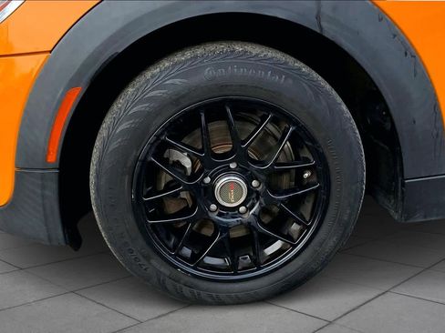 Used 2015 MINI Cooper 2-Door Hardtop image 10