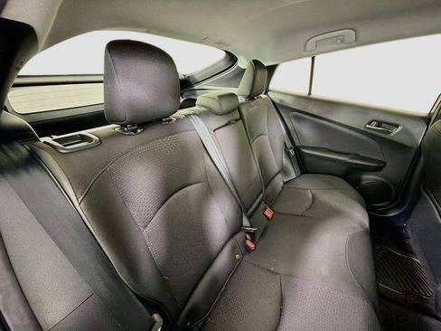 Used 2022 Toyota Prius LE FWD image 26