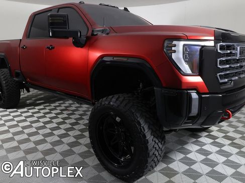 Used 2024 GMC Sierra 2500 AT4 w/ AT4 Premium Plus Package AWD/4WD image 3