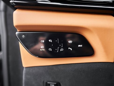 Used 2025 Ferrari Purosangue image 63