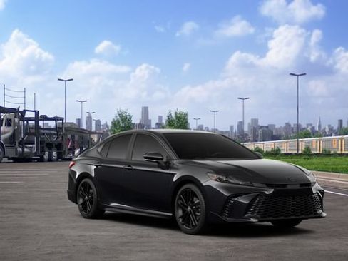 New 2026 Toyota Camry Hybrid FWD image 17