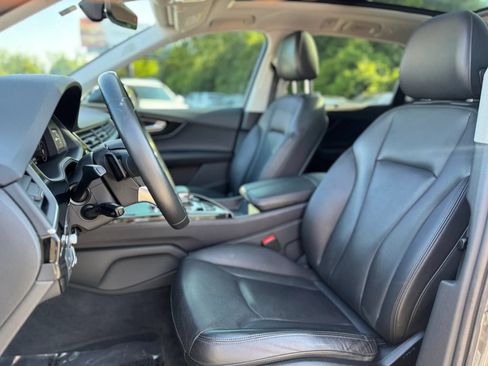 Used 2019 Audi Q7 3.0T Prestige AWD/4WD image 14