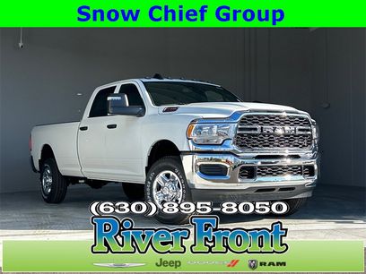 New 2024 RAM 2500 Tradesman w/ Chrome Appearance Group
