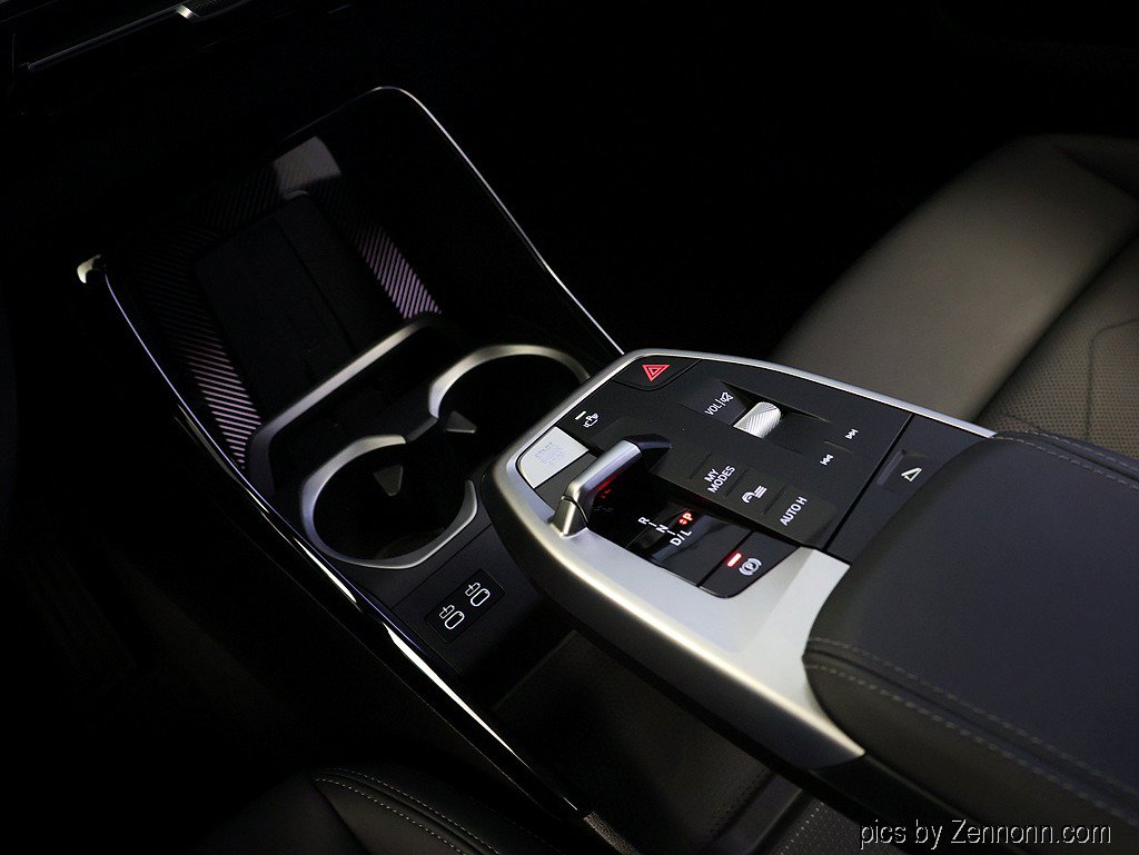 Certified 2025 BMW X2 xDrive28i AWD/4WD image 26