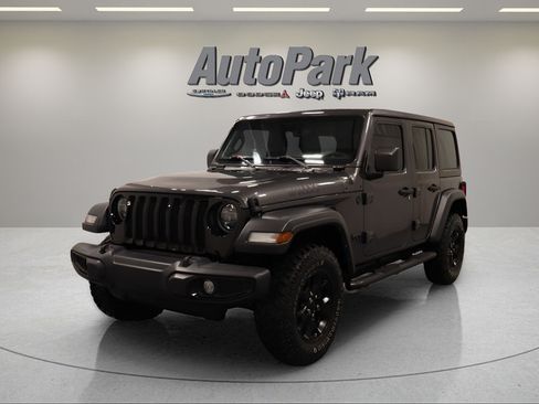 Used 2022 Jeep Wrangler Unlimited Sport AWD/4WD image 6