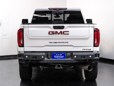 Used 2020 GMC Sierra 2500 AT4 w/ AT4 Premium Package AWD/4WD image 9