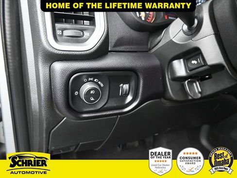 Used 2022 RAM 2500 Big Horn w/ Night Edition image 16