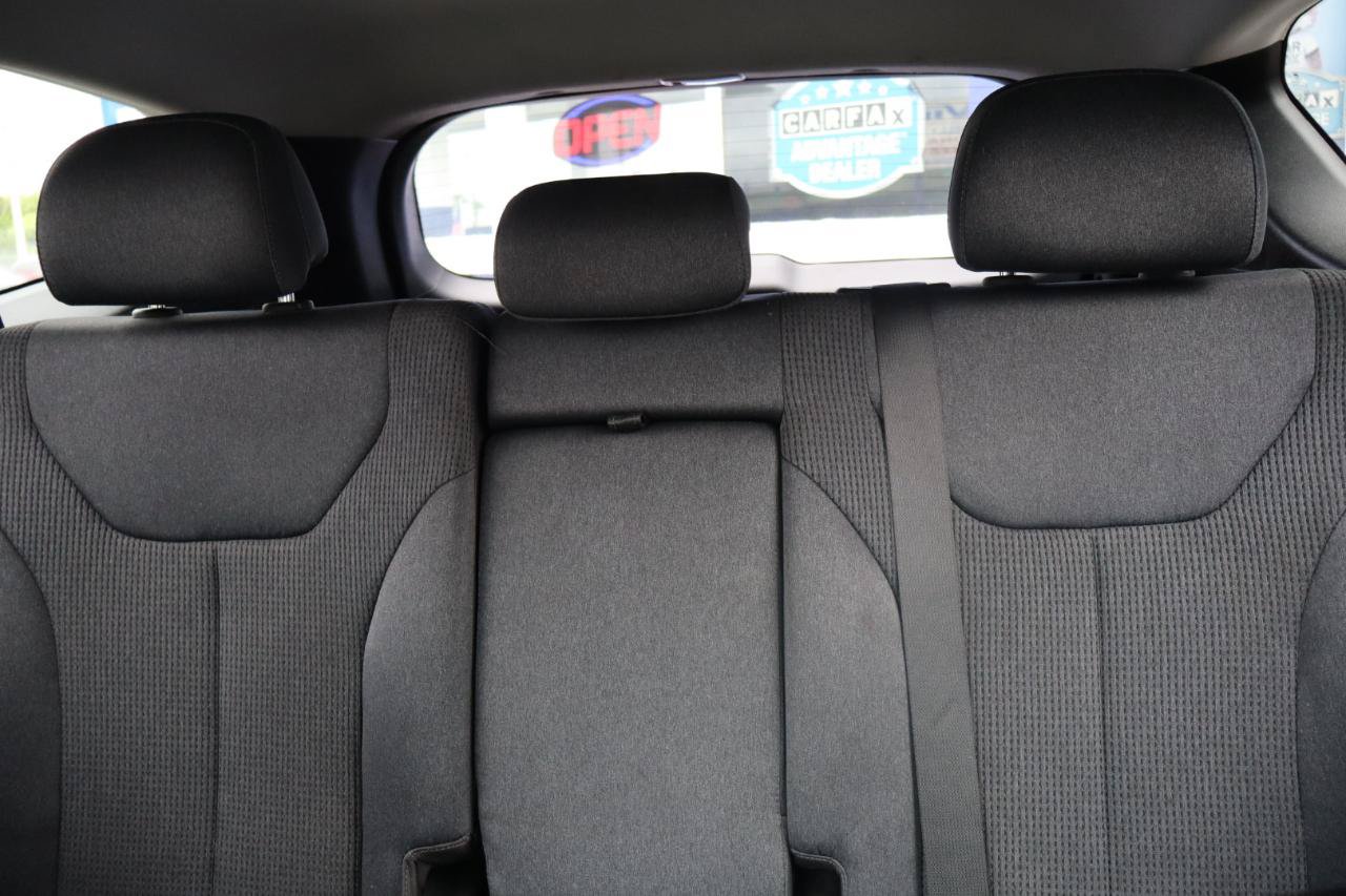 Used 2021 Hyundai Santa Fe SE AWD/4WD image 14