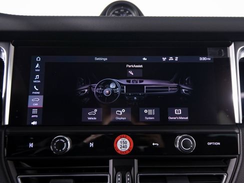 New 2026 Porsche Macan Turbo image 19