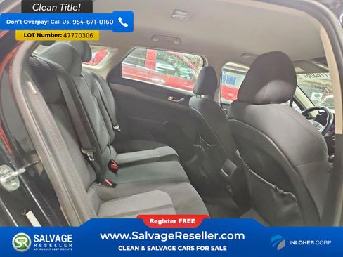 Used 2022 Kia K5 LXS AWD/4WD image 13