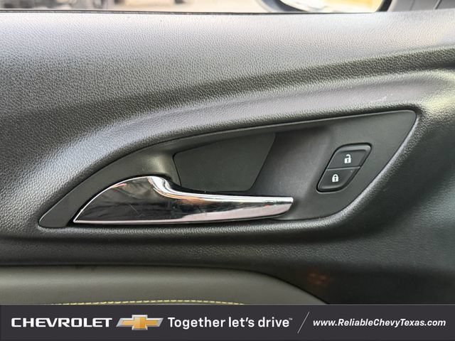 Used 2024 Chevrolet Trax ACTIV w/ Driver Confidence Package FWD image 26