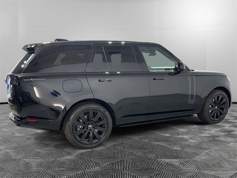 New 2025 Land Rover Range Rover SE image 6