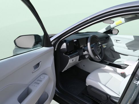 Used 2026 Hyundai Kona SE FWD image 10