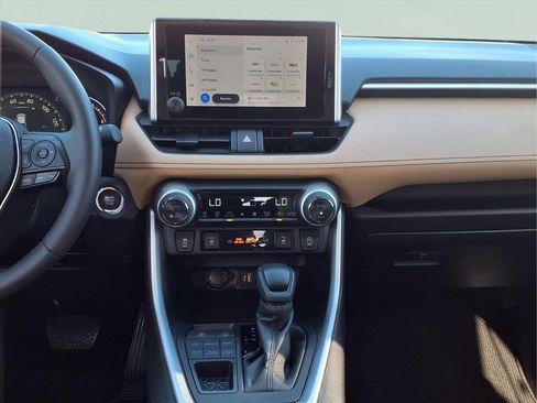 Used 2024 Toyota RAV4 XLE image 14