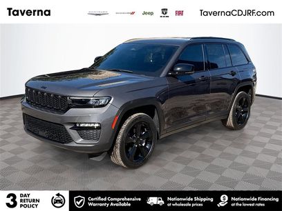 Used 2024 Jeep Grand Cherokee Limited w/ Black Appearance Package