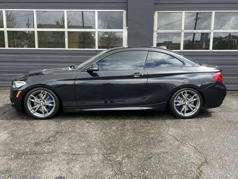 Used 2016 BMW M235i xDrive Coupe image 2