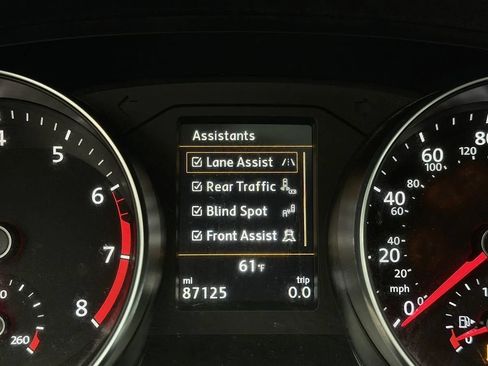 Used 2016 Volkswagen Passat 1.8T SEL Premium FWD image 12