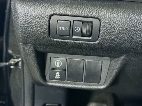 Used 2018 Honda Accord EX image 18
