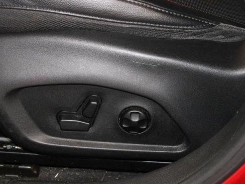 Used 2018 Jeep Compass Trailhawk w/ Leather Interior Group AWD/4WD image 16