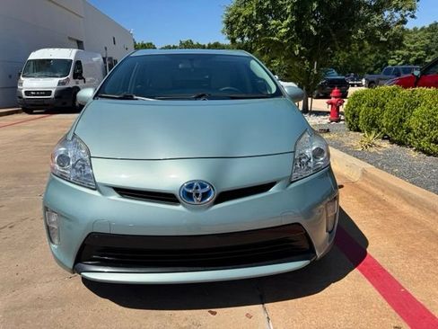 Used 2015 Toyota Prius Three FWD image 9