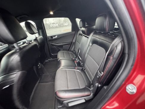 Used 2024 Ford Escape ST-Line Select w/ Tech Pack #2 image 13