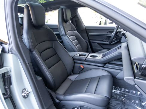 Certified 2025 Porsche Taycan RWD image 60
