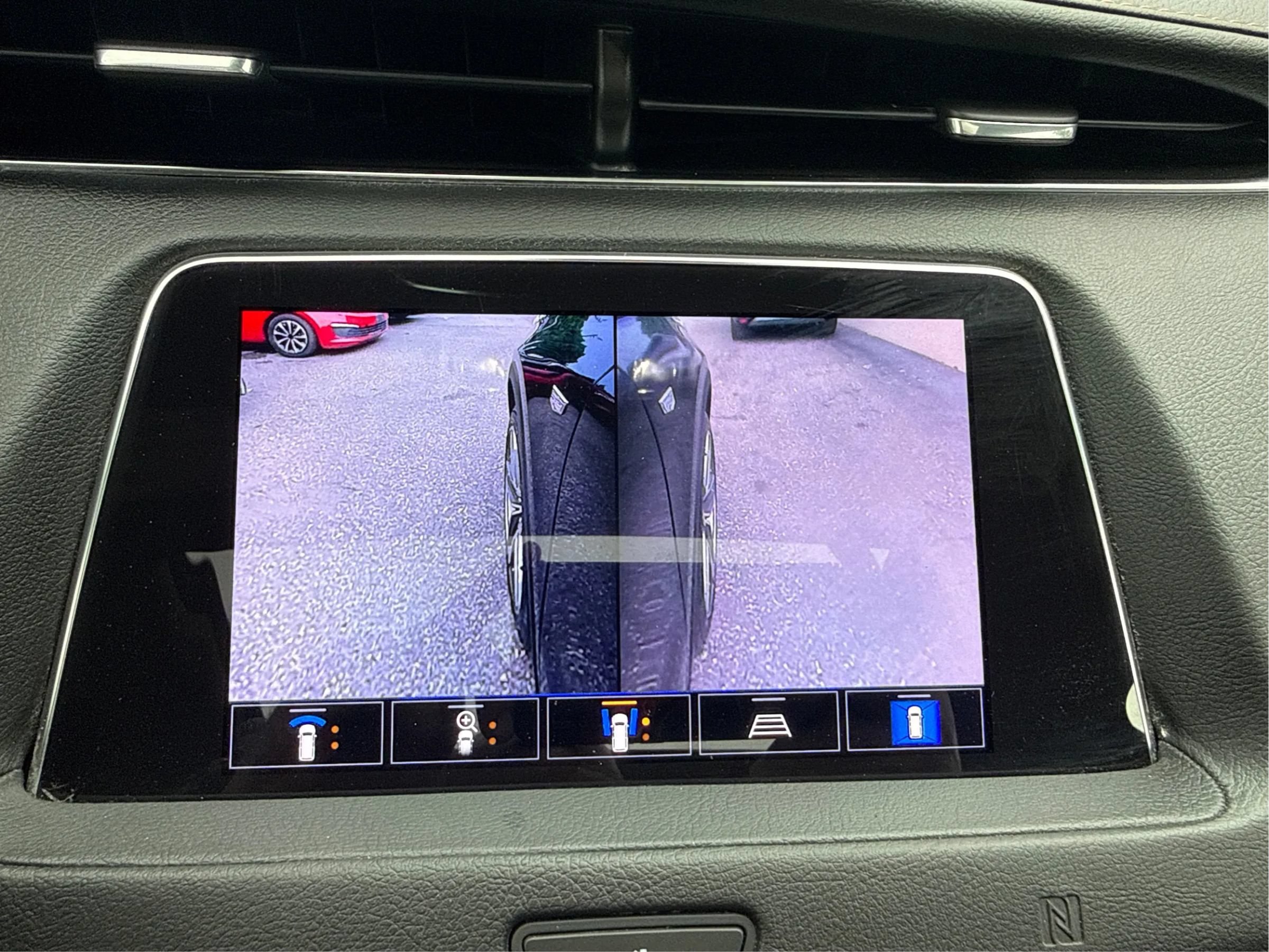 Used 2021 Cadillac XT4 Sport AWD/4WD image 40