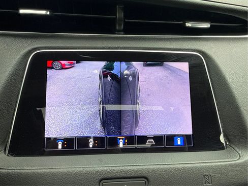 Used 2021 Cadillac XT4 Sport AWD/4WD image 40