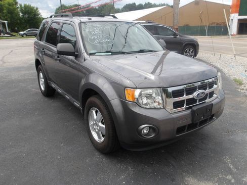 Used 2012 Ford Escape XLT FWD image 4