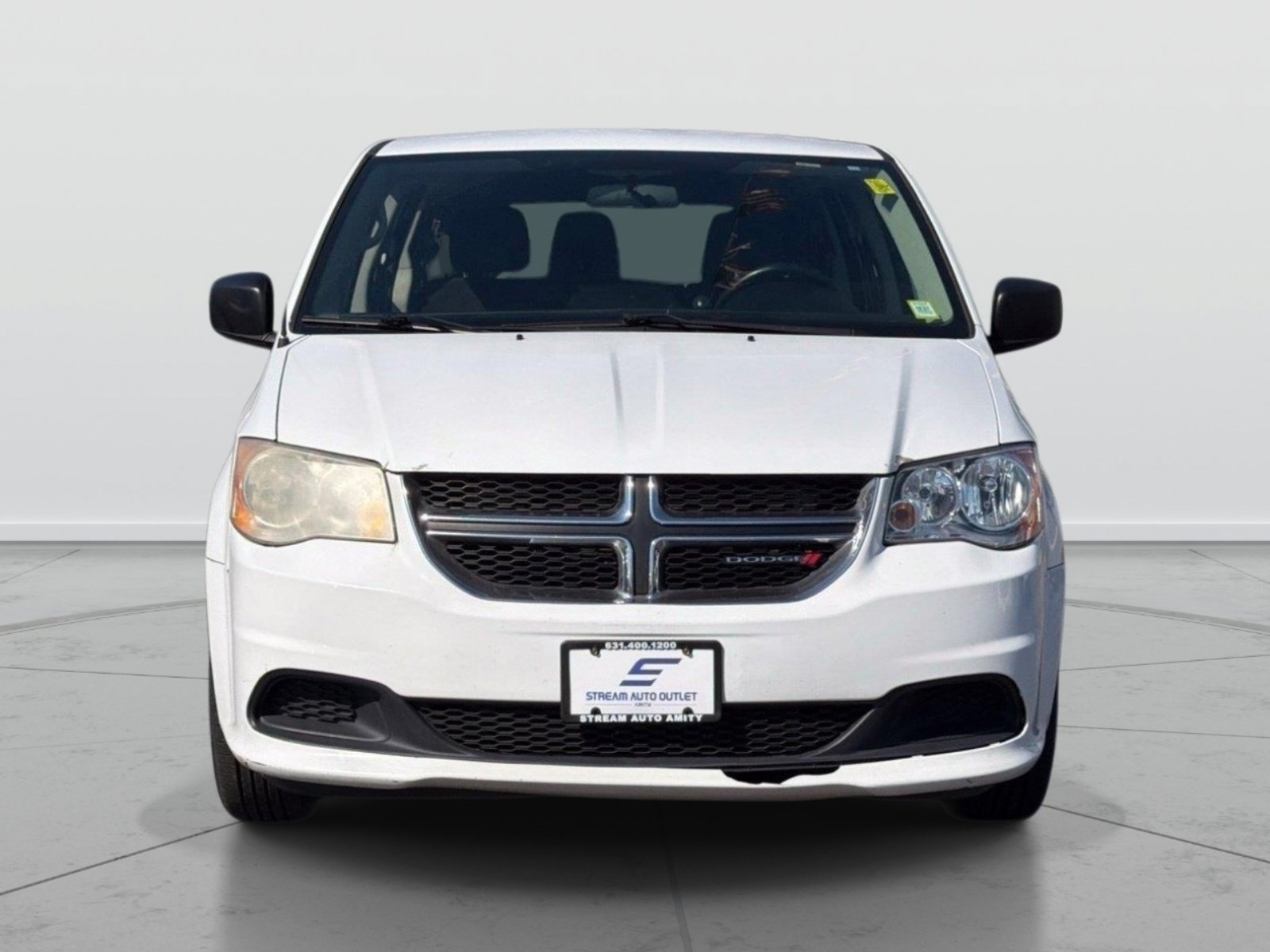 Used 2017 Dodge Grand Caravan SE w/ Power Window Group FWD image 2
