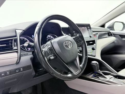 Used 2023 Toyota Camry SE FWD image 24