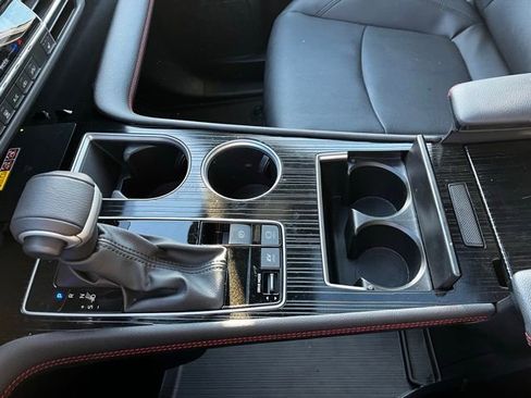 Used 2025 Toyota Sienna XSE image 29