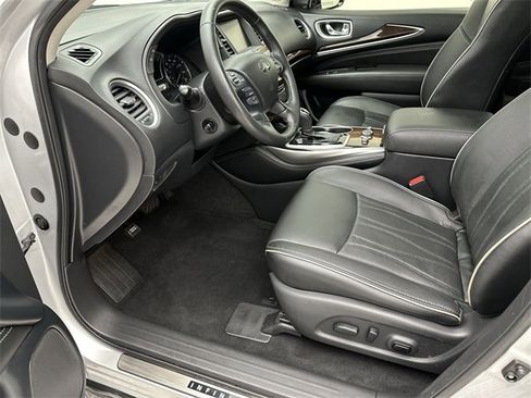 Used 2019 INFINITI QX60 Luxe w/ Sensory Package image 11