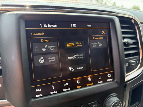 Used 2018 RAM 2500 Big Horn w/ Sport Appearance Group AWD/4WD image 38