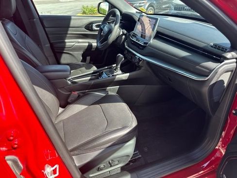 Used 2023 Jeep Compass Limited w/ Elite Group for (Red) Edition AWD/4WD image 12