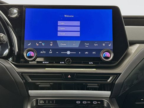 New 2026 Lexus TX 500h AWD image 15