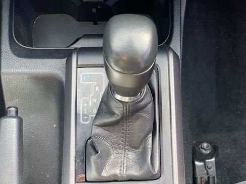 Used 2019 Toyota Tacoma TRD Sport image 23