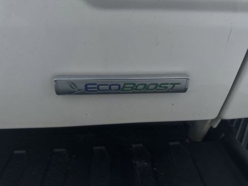Used 2018 Ford F150 Lariat w/ Equipment Group 502A Luxury AWD/4WD image 32