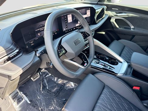 New 2026 Audi SQ5 Premium Plus AWD/4WD image 25