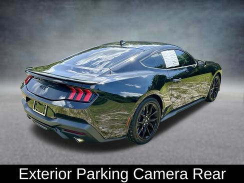 Used 2024 Ford Mustang GT RWD image 5