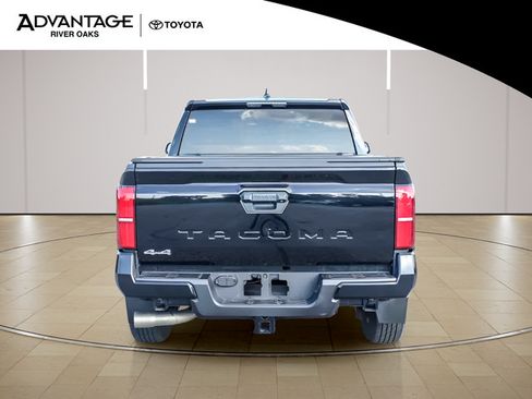 Used 2024 Toyota Tacoma SR5 AWD/4WD image 7