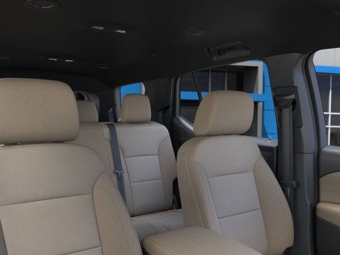 Used 2023 Chevrolet Traverse LS FWD image 25