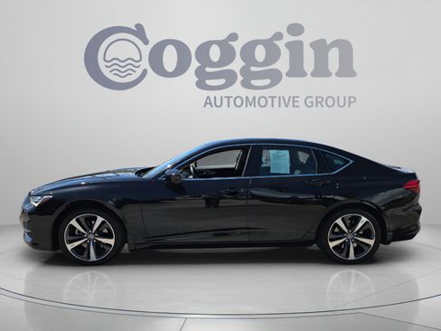 Used 2025 Acura TLX w/ Technology Package FWD image 2